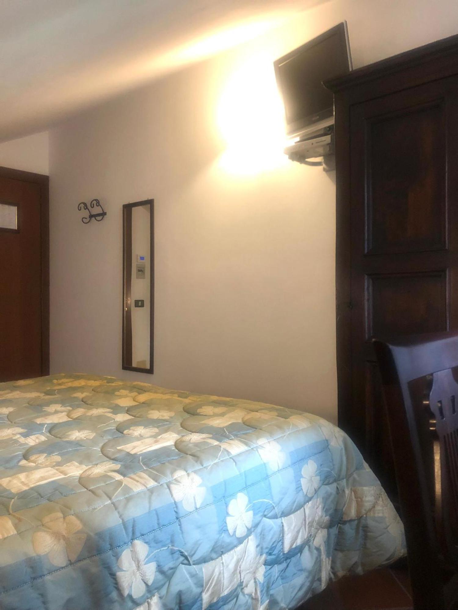 Hotel Bucaneve Pescasseroli Ngoại thất bức ảnh