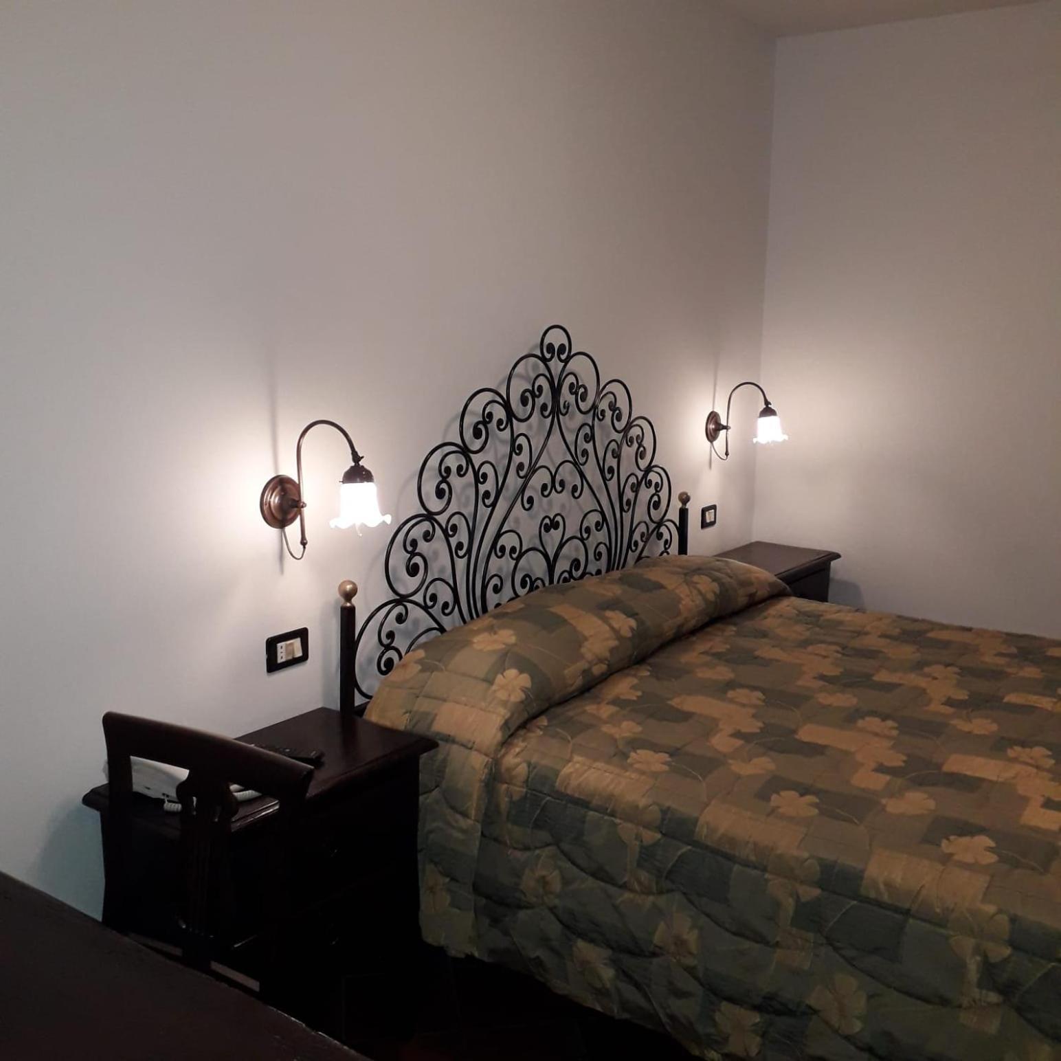 Hotel Bucaneve Pescasseroli Ngoại thất bức ảnh