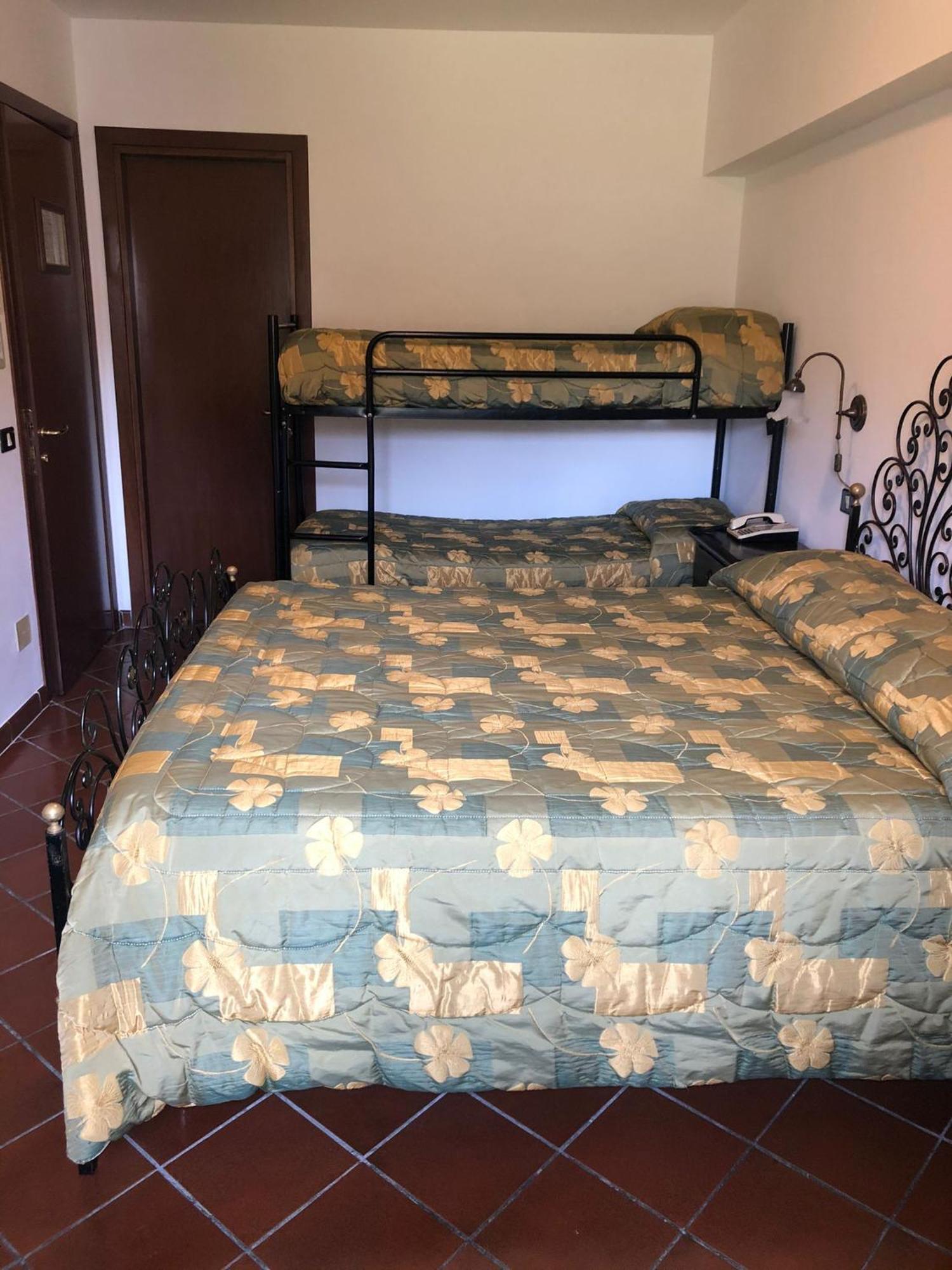 Hotel Bucaneve Pescasseroli Ngoại thất bức ảnh